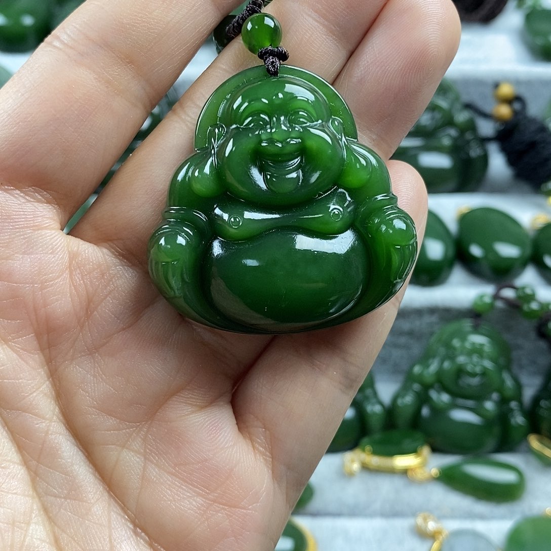 和田玉（碧玉）未镶嵌颈饰40mm