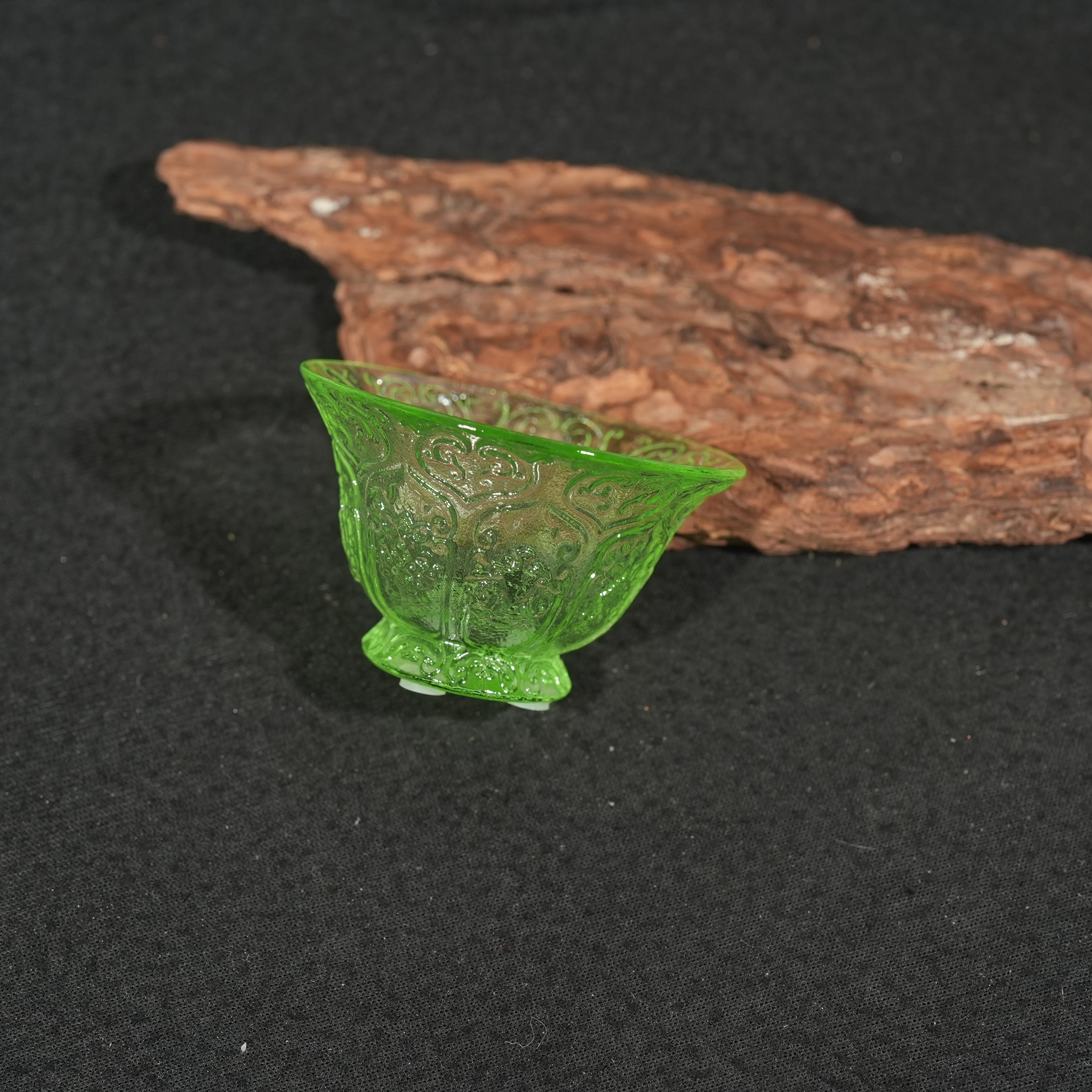 香港王老板-高端琉璃奇石摆件3w160