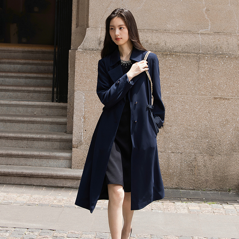 Koradior珂莱蒂尔商场同款2025秋新款经典复合纱四面弹风衣外套女