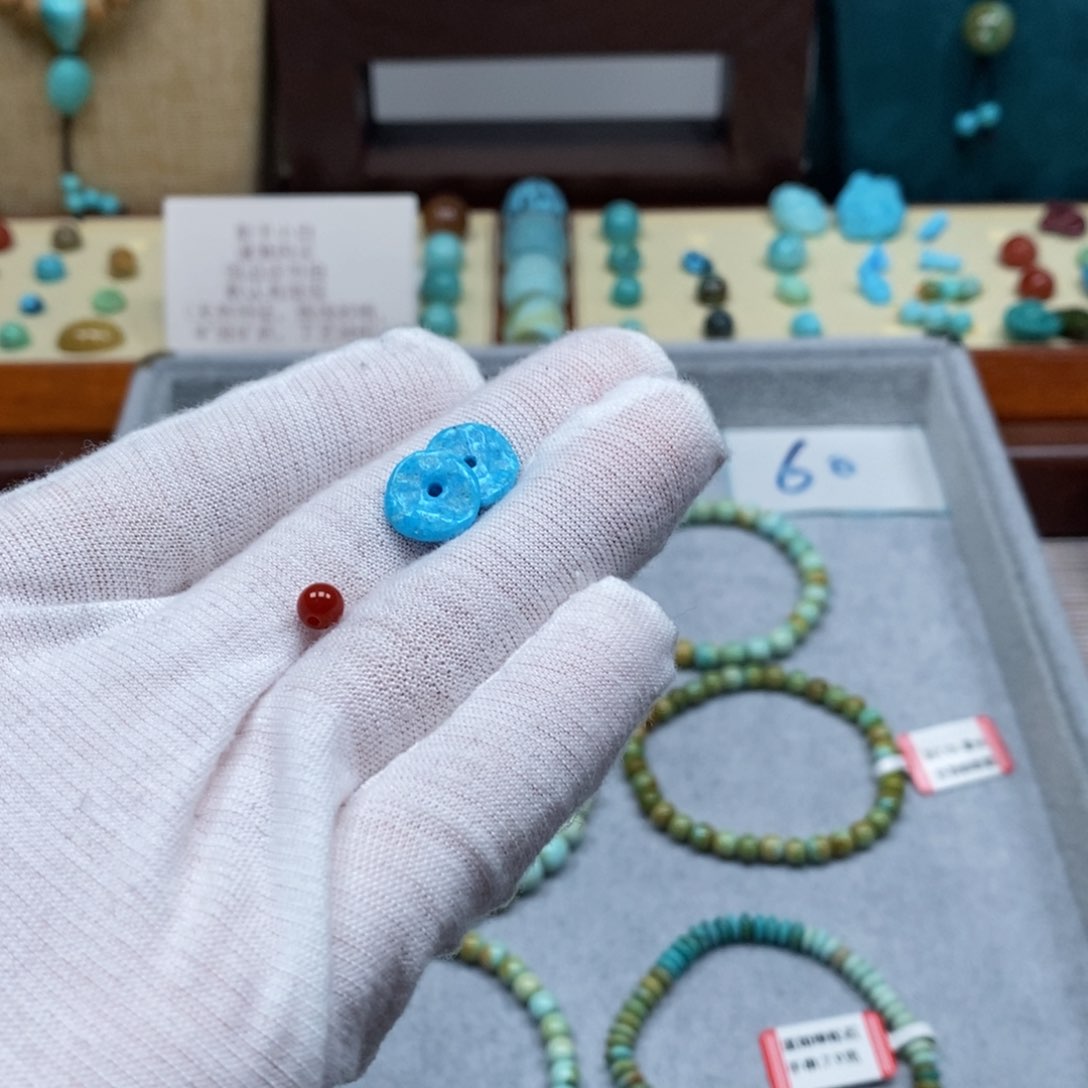 未镶嵌配饰南红玛瑙