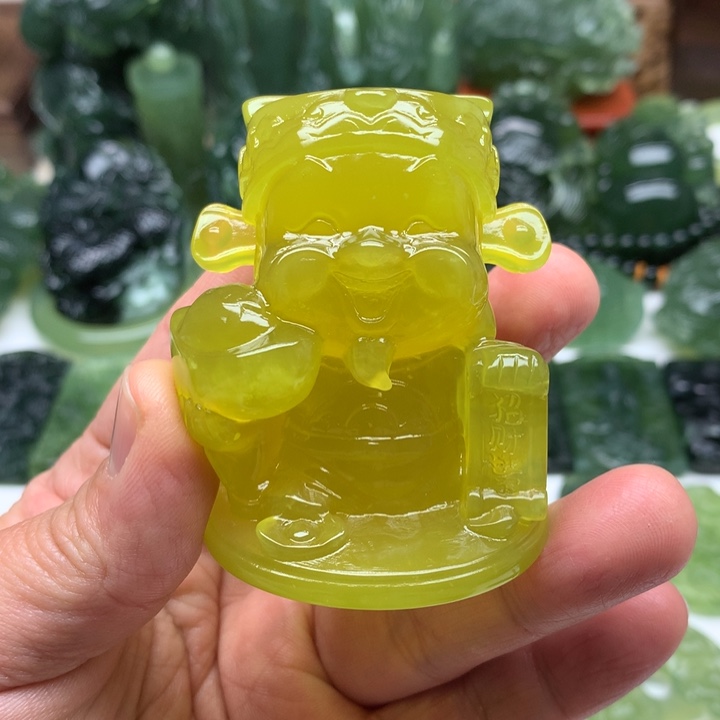 蛇纹石玉颈饰未镶嵌红****年