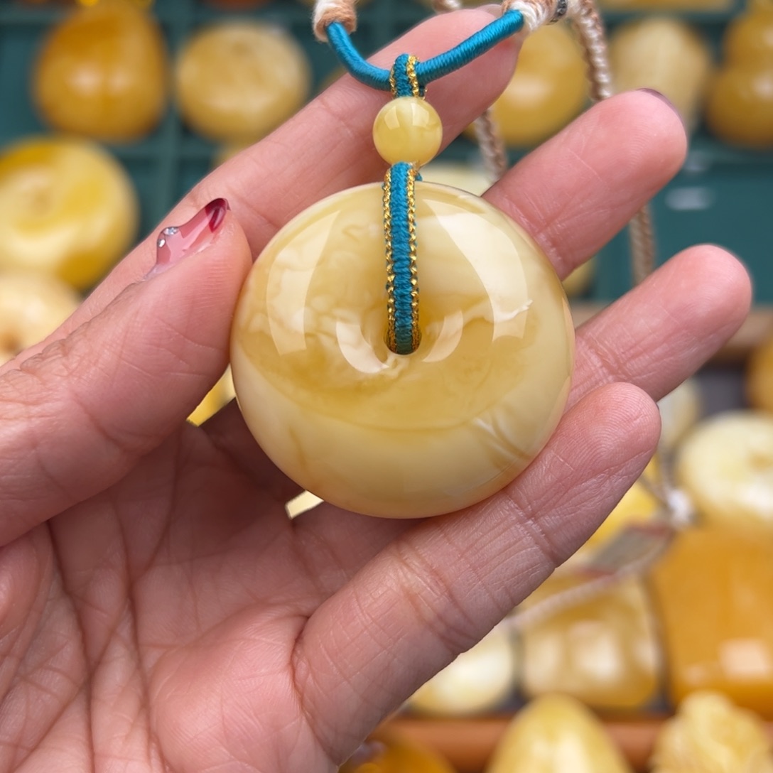 琥珀裸石未镶嵌越**丘纯天然琥珀蜜蜡无优化