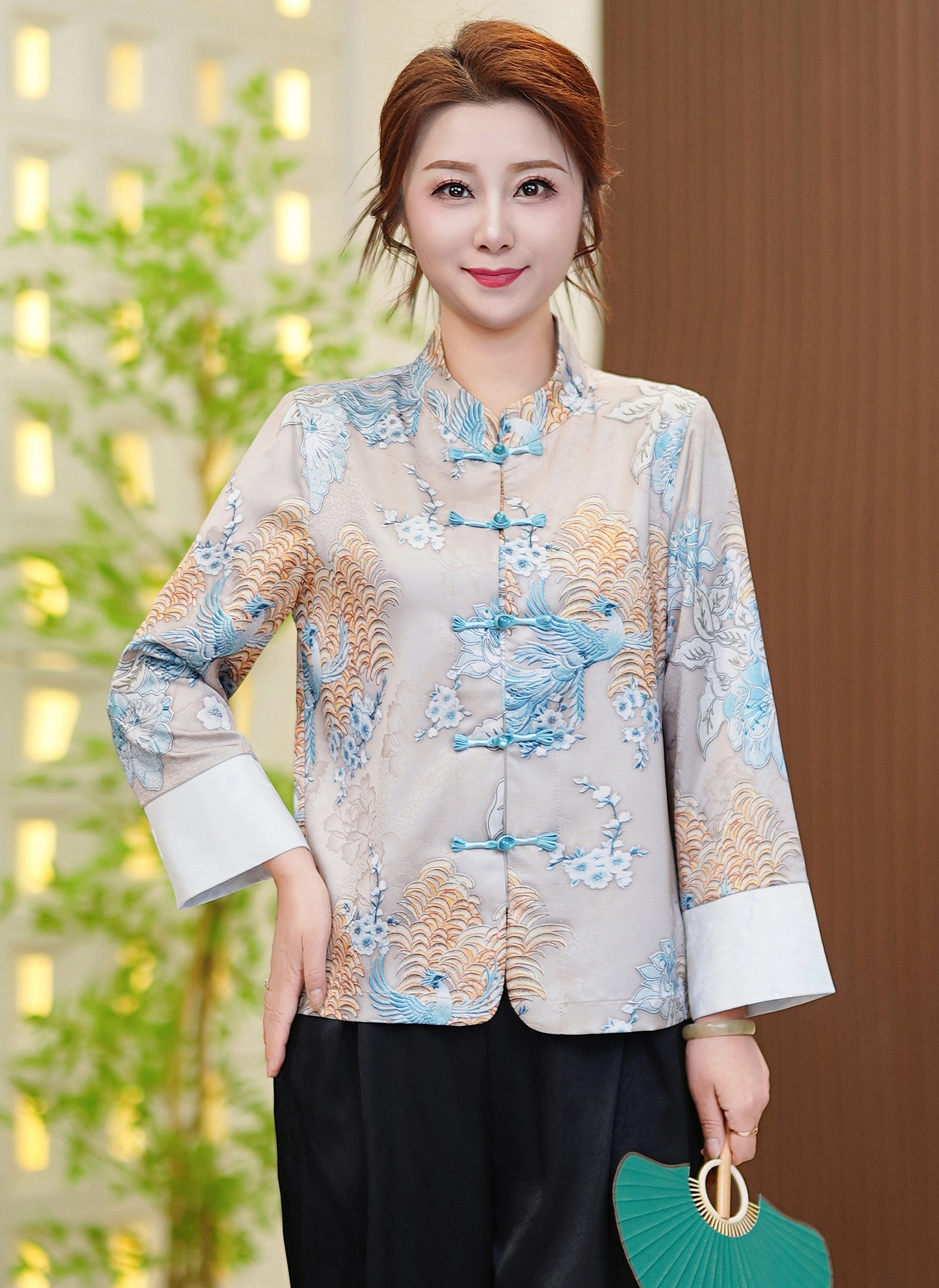 复古民族风新中式上衣时尚印花撞色长袖短款外套春秋妈妈装中老年