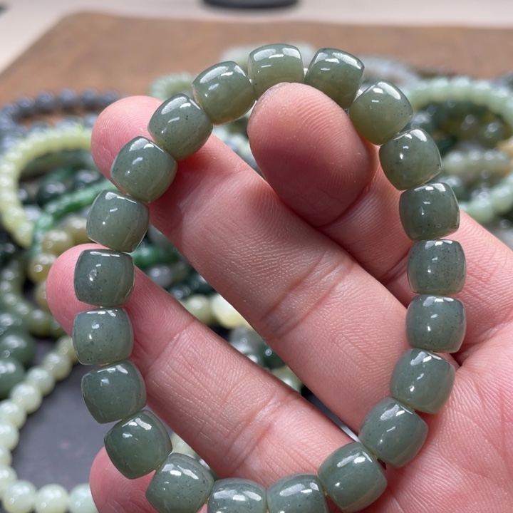 和田玉手链未镶嵌