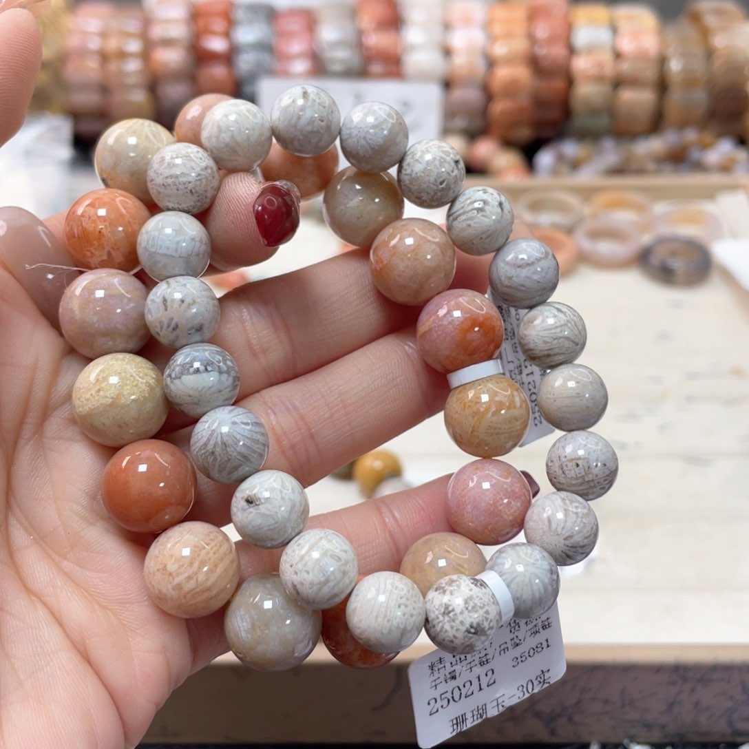 硅化珊瑚（珊瑚玉）手链未镶嵌月***?659