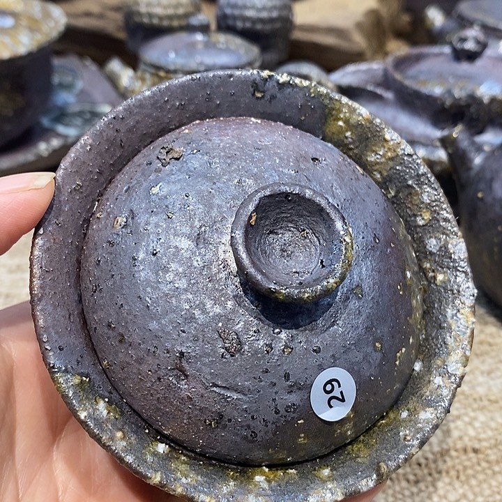 微瑕粗陶柴烧盖碗