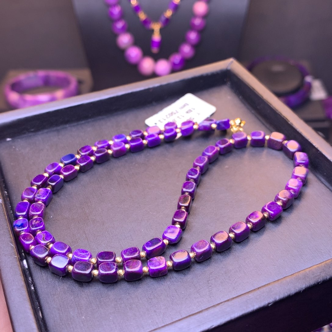 苏纪石（舒俱来）项链18K金镶嵌