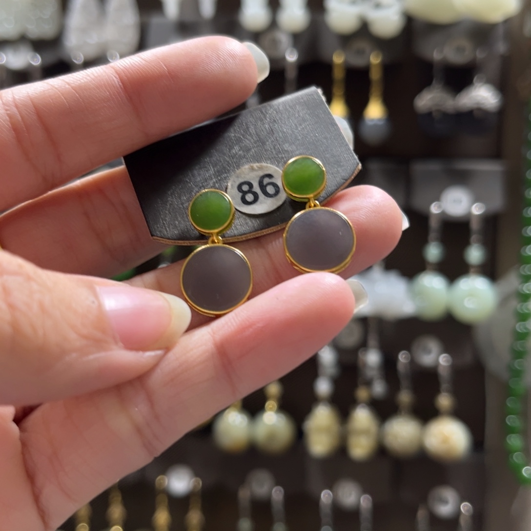 楚***烟和田玉银S925镀金镶嵌耳饰