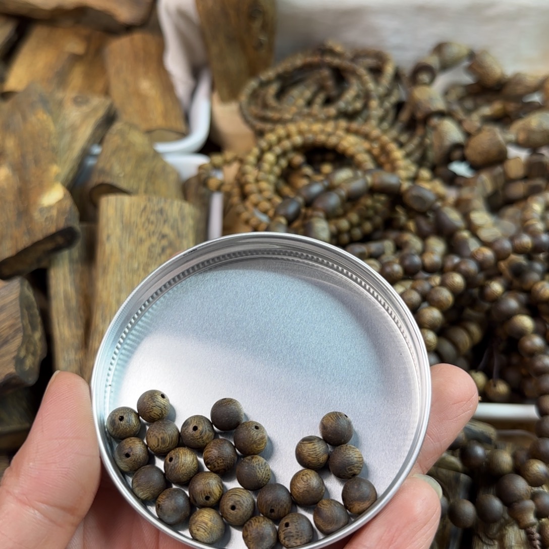 白***P沉香碎屑沉香08单圆5.9克