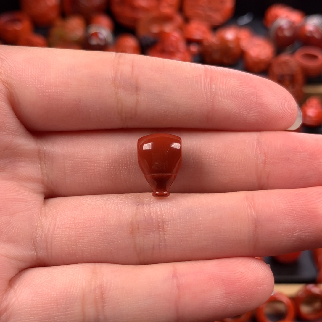 未镶嵌奶嘴三通9.5mm南红玛瑙