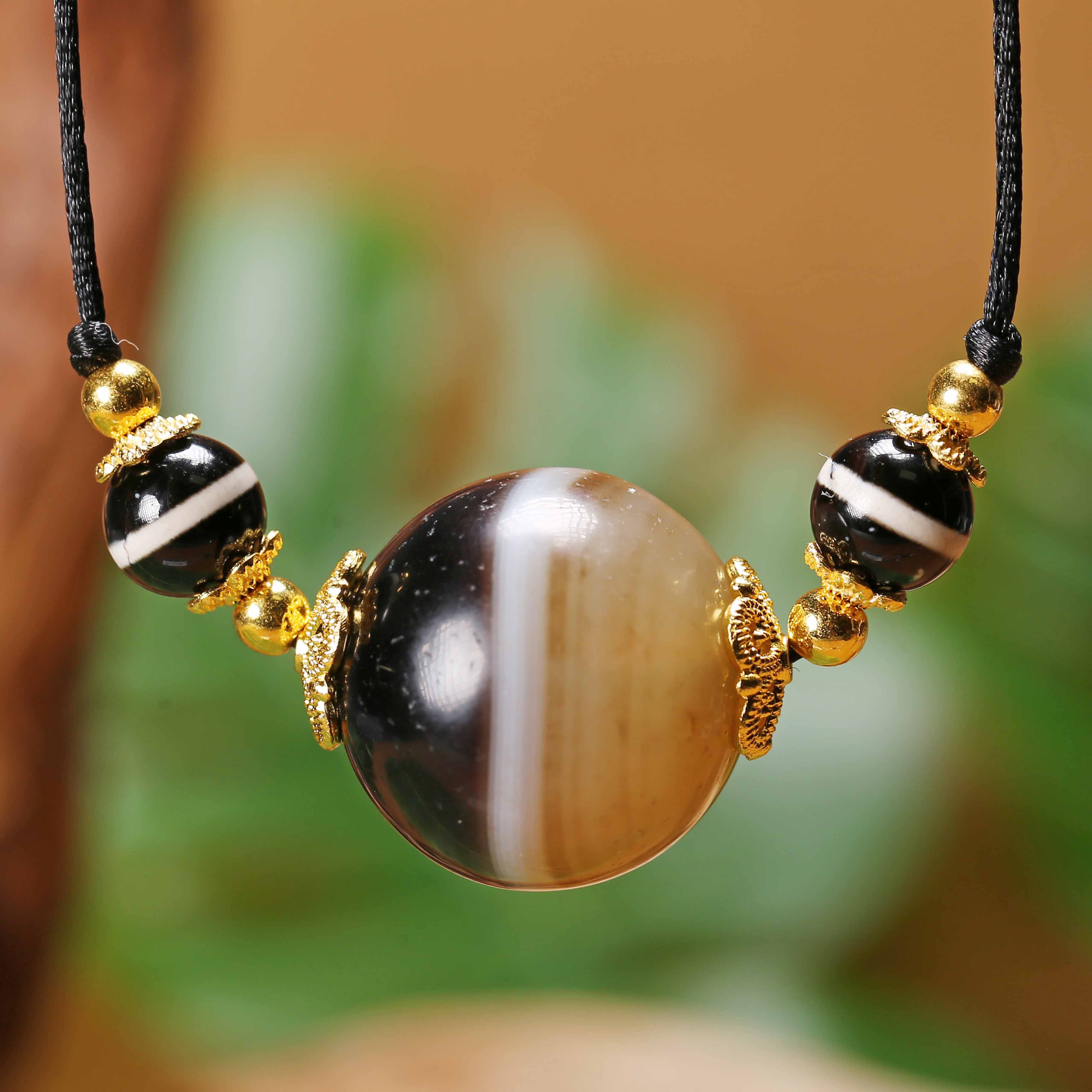 【济文阁】JZYM25021421清代 双色缠丝玛瑙药师勒子