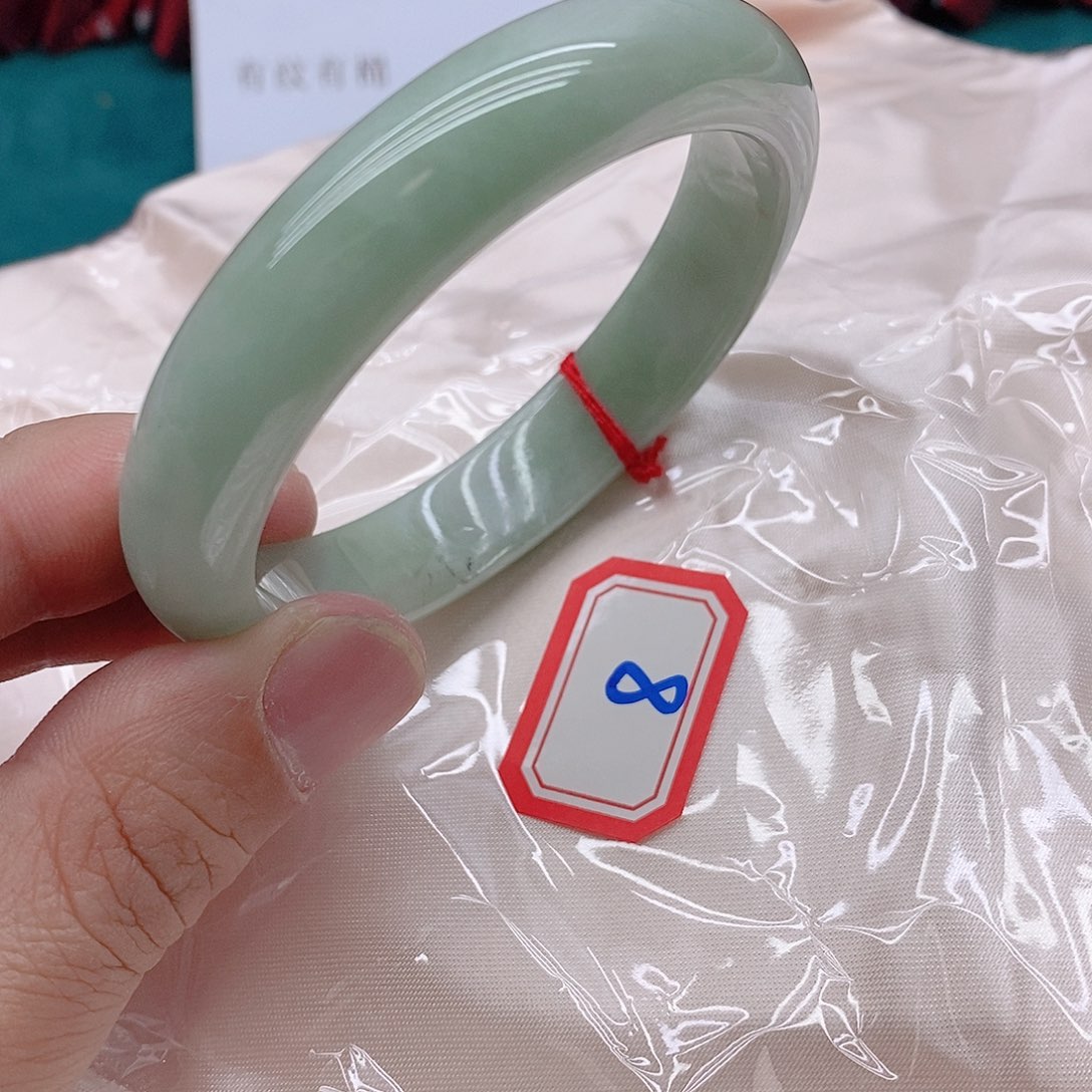 翡翠手镯未镶嵌辉*仔08888888
