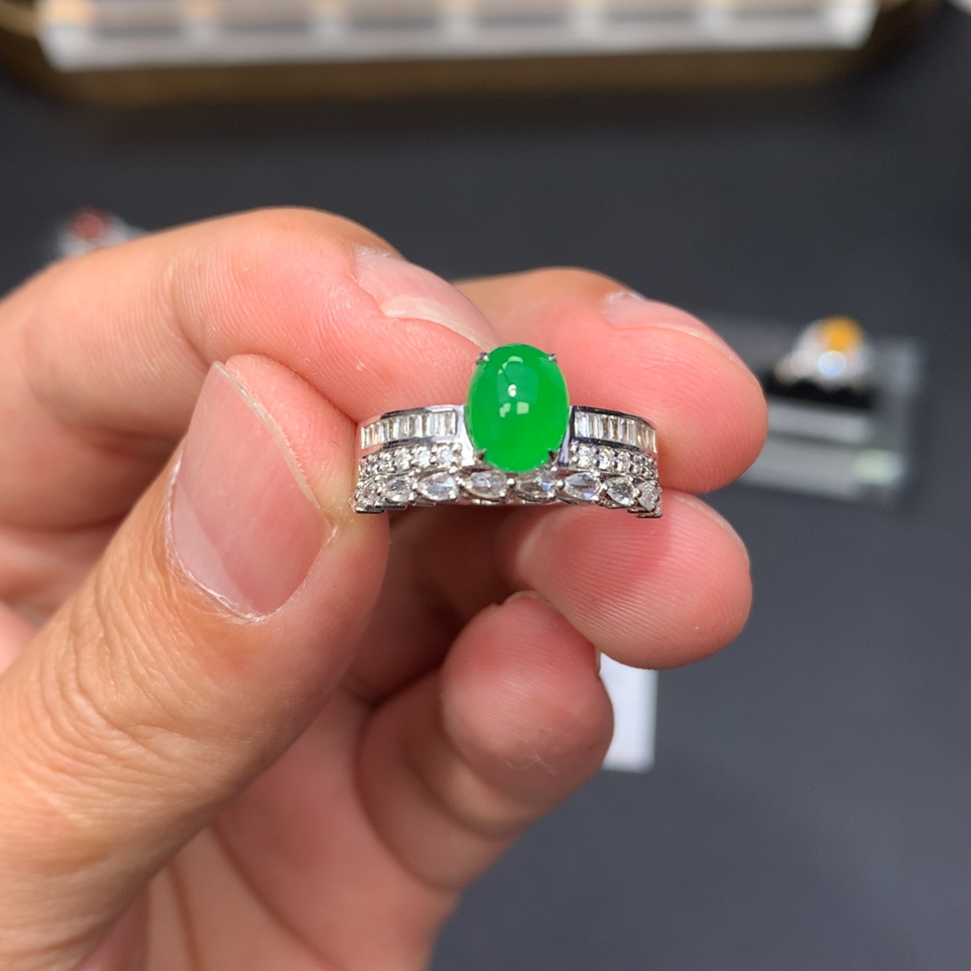 翡翠18K金镶嵌颈饰48小时鉴赏鉴赏期退货不扣服务费