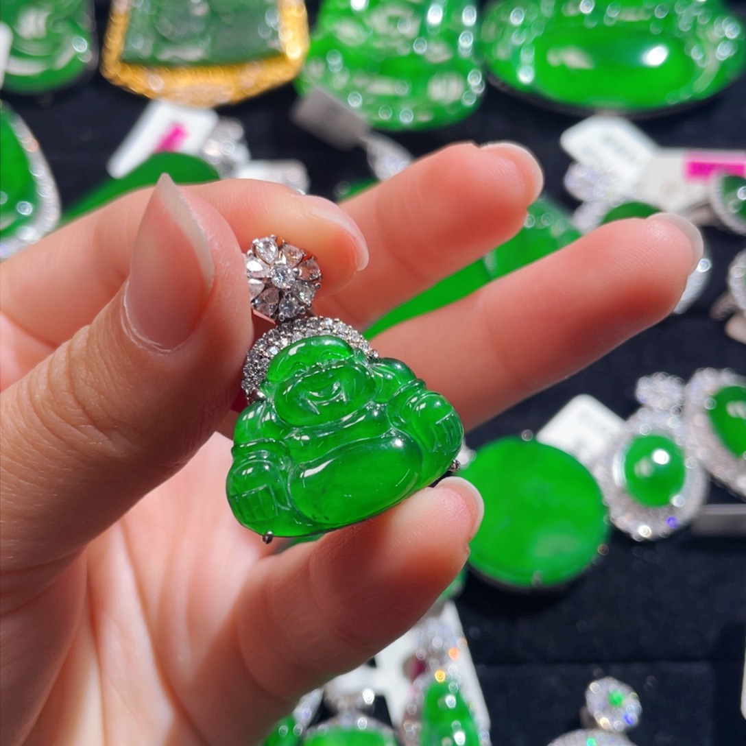 翡翠颈饰未镶嵌保a保真天然翡翠