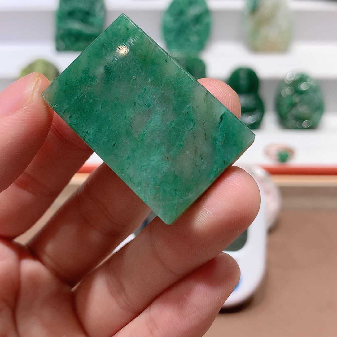 独山玉挂件未镶嵌