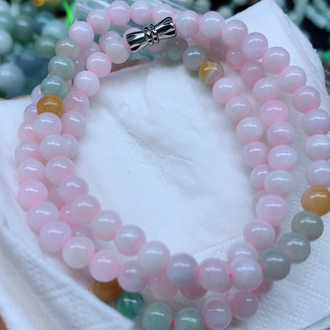 翡翠未镶嵌颈饰珠子