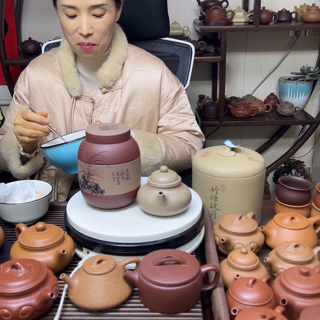 段泥茶壶200 CC左右的容量啊