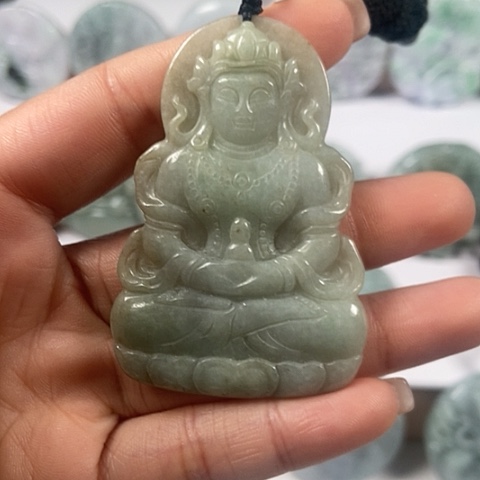 翡翠颈饰未镶嵌观音福利