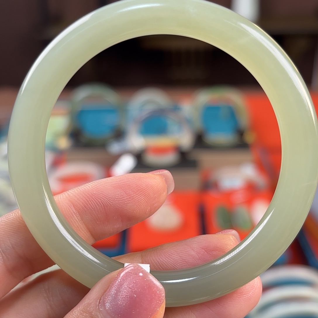 和田玉手镯未镶嵌56-57