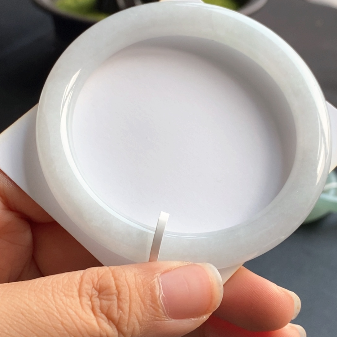 翡翠手镯未镶嵌2号55.8-8.7-8.7贯穿裂