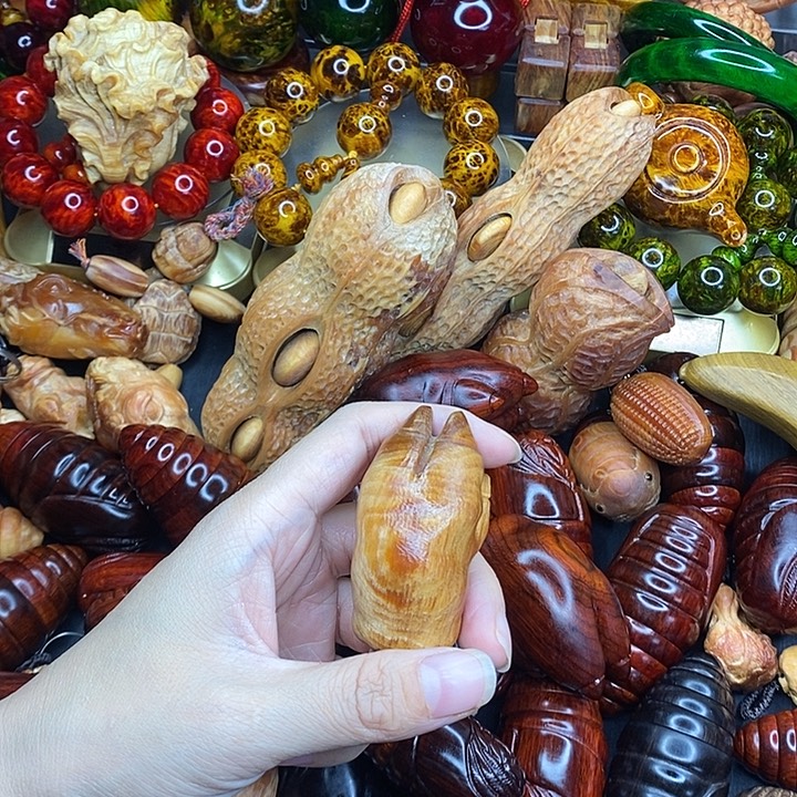 琥珀木琥珀木文玩手串