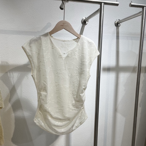 新中式提花飞飞袖夏季高级感蕾丝显瘦修身无袖衬衫女