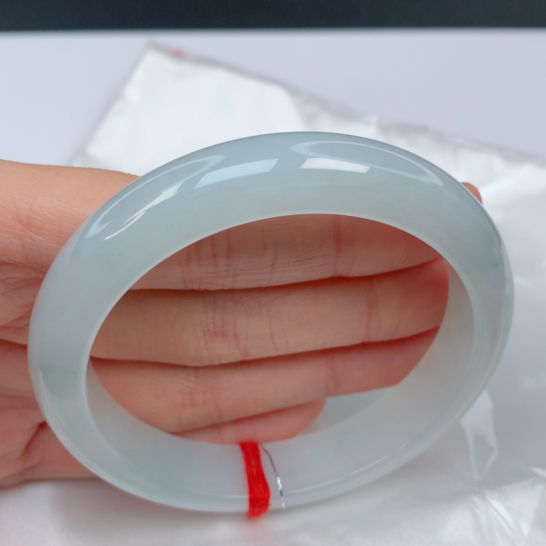 翡翠手镯未镶嵌57.4正圈