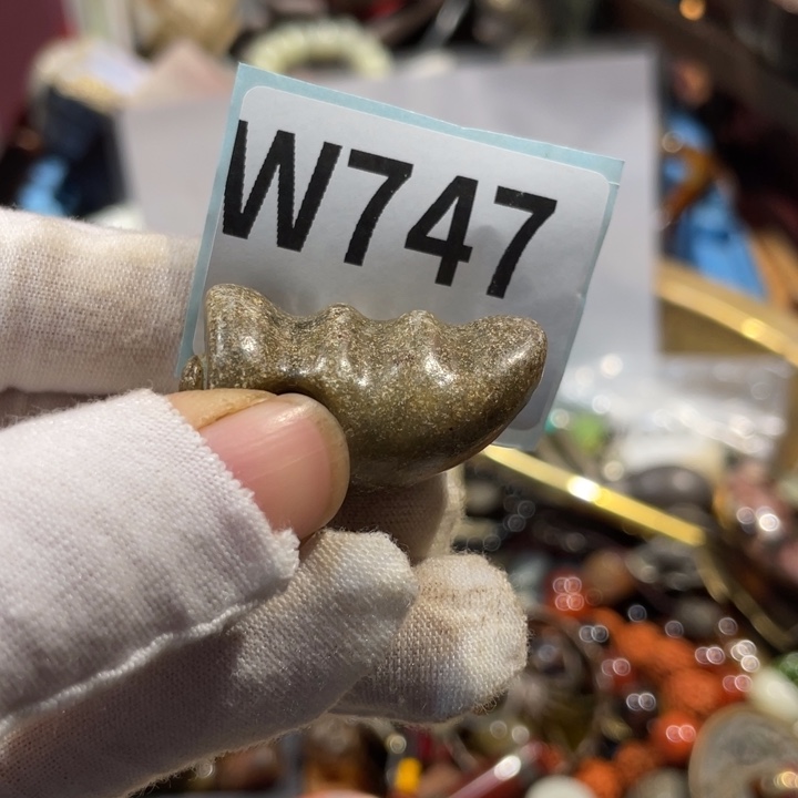 三***泰瓷片二表姐直播火爆热卖