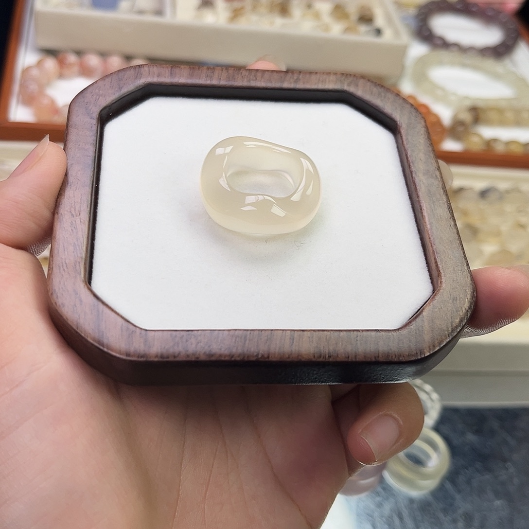 合金戒指玛瑙/玉髓13 号直径17