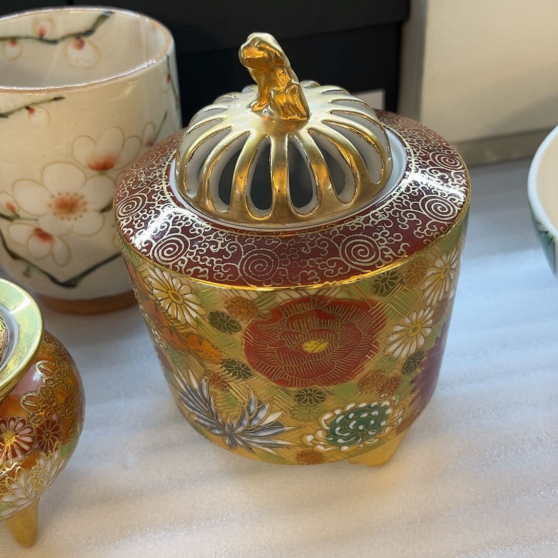 盖碗在一起就是一辈子幸福美满了呢