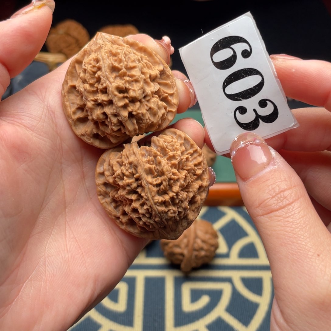 文玩核桃吊坠41满天星603号