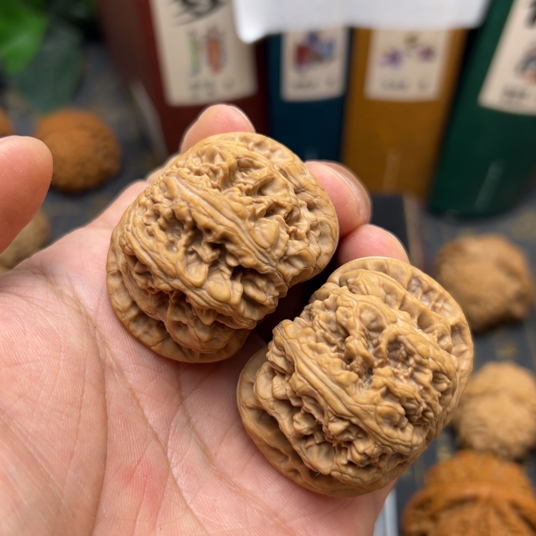 文玩核桃把件45球型平谷大粗筋