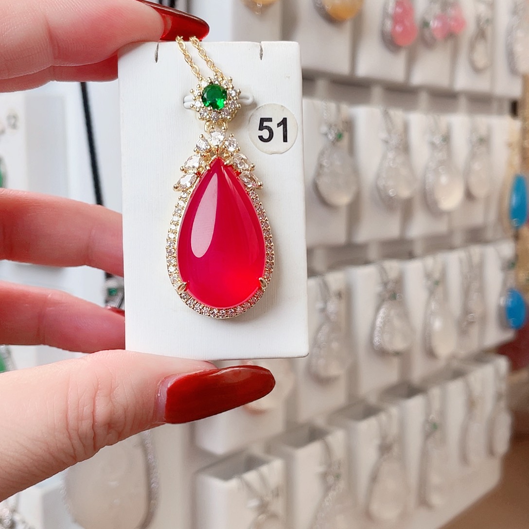 玛瑙/玉髓吊坠(赠链)未镶嵌