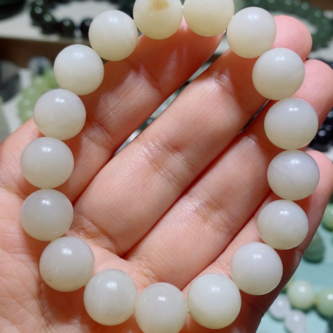 和田玉手链未镶嵌