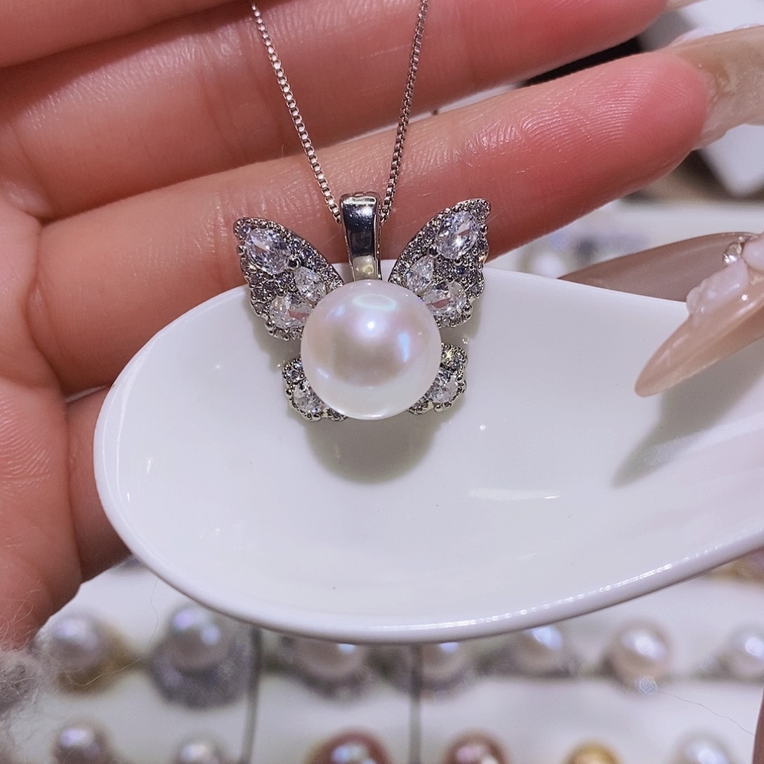 淡水珍珠颈饰合金