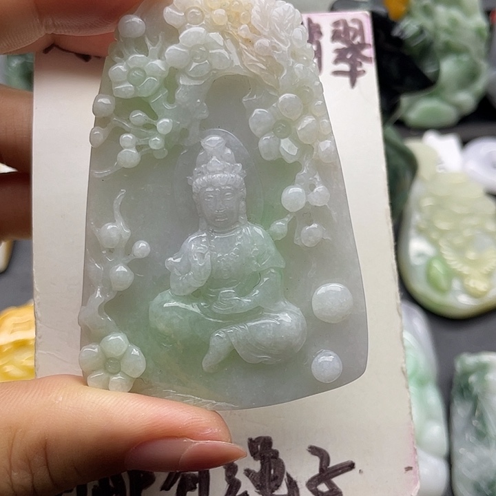 翡翠未镶嵌颈饰天然翡翠