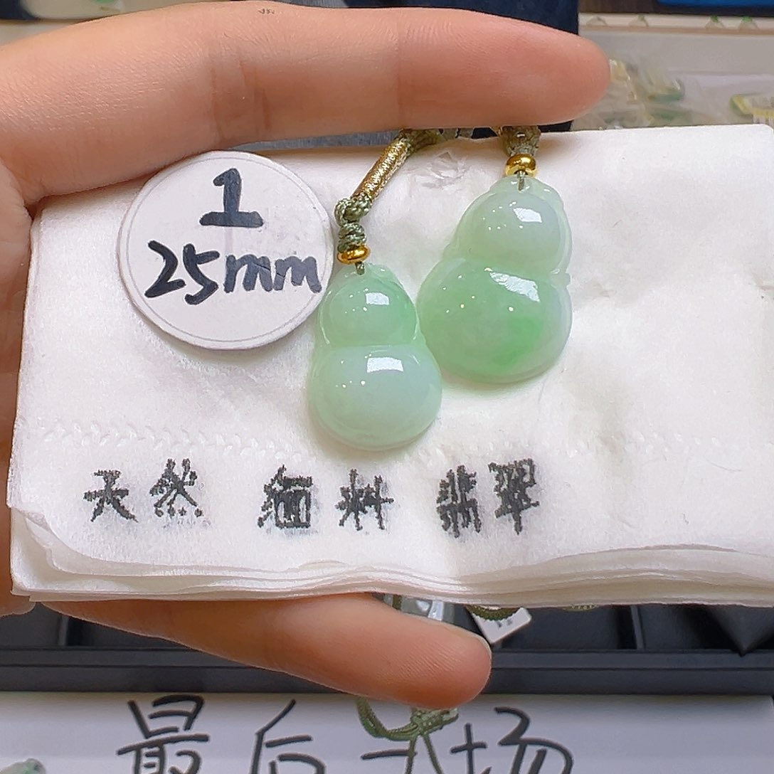 翡翠颈饰银S925镶嵌翡翠