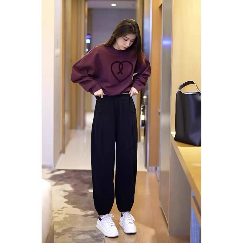 常规圆领休闲风宽松型两件套春秋女装裤子洋气宽松运动套装减龄