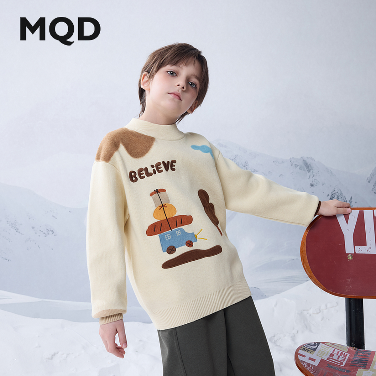 MQD童装冬季新品学院风潮酷休闲卡通保暖半高领毛衣9644W0712