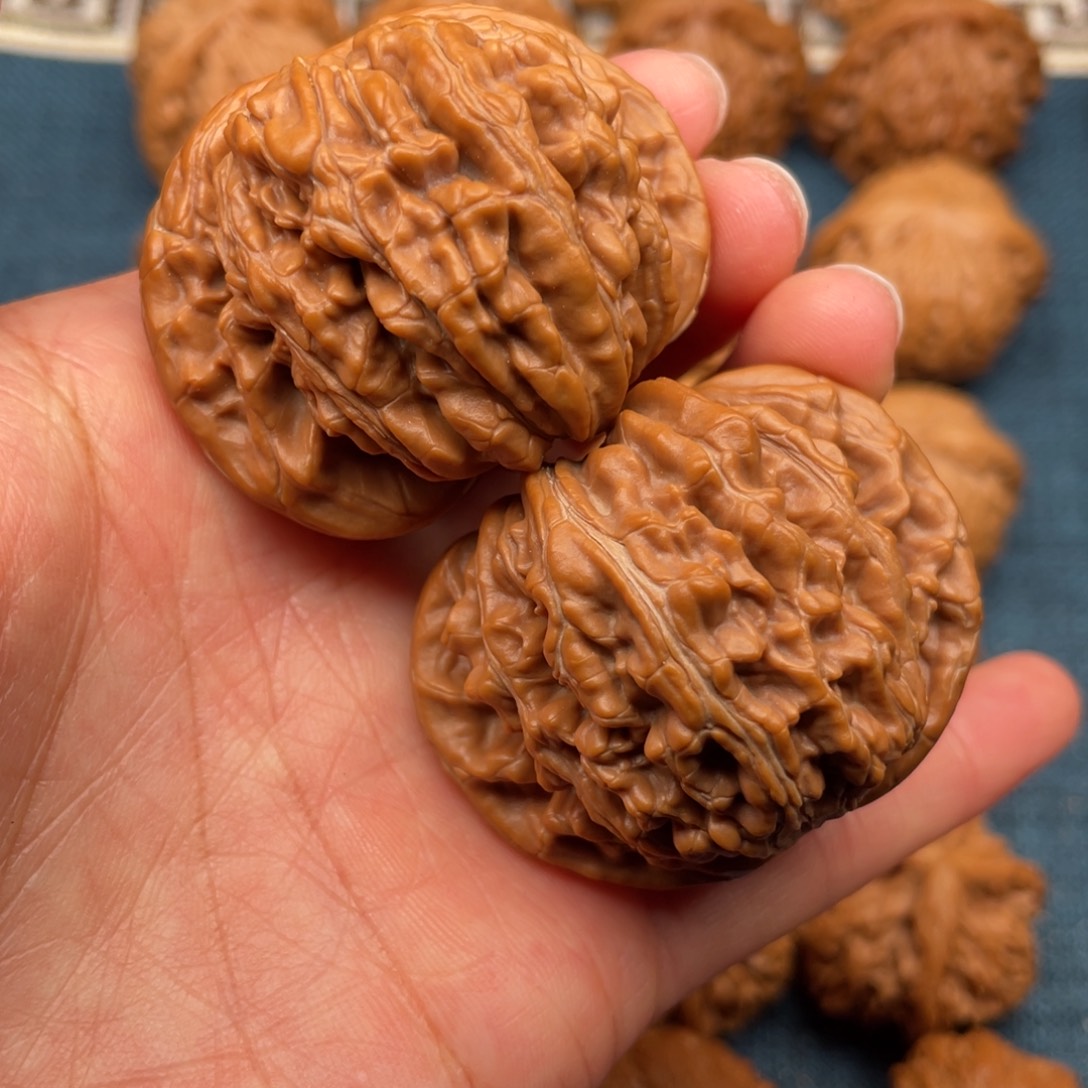 把件文玩核桃46大克重平谷楼