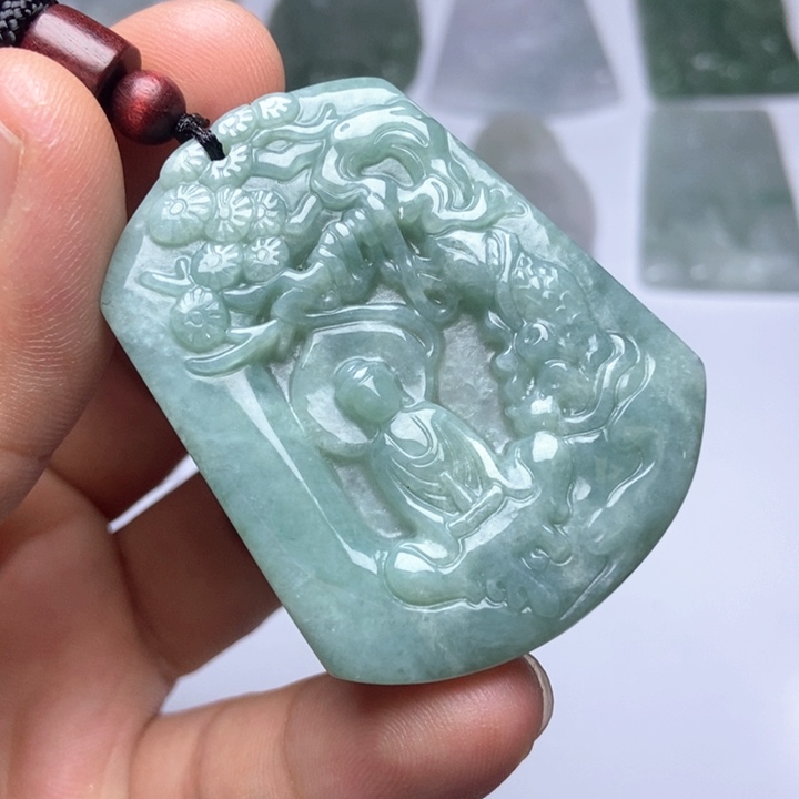 翡翠未镶嵌颈饰翡翠