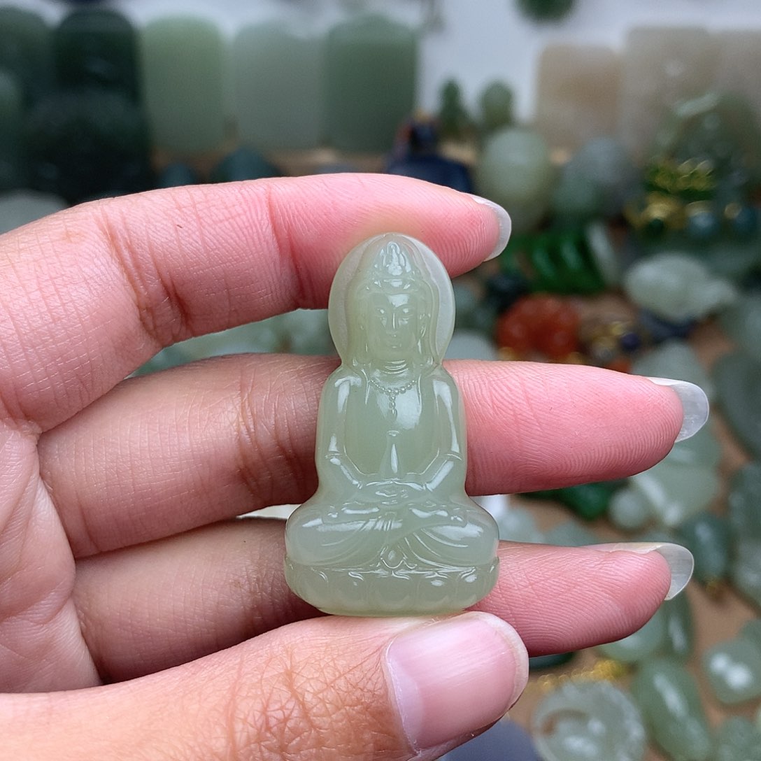 和田玉吊坠未镶嵌