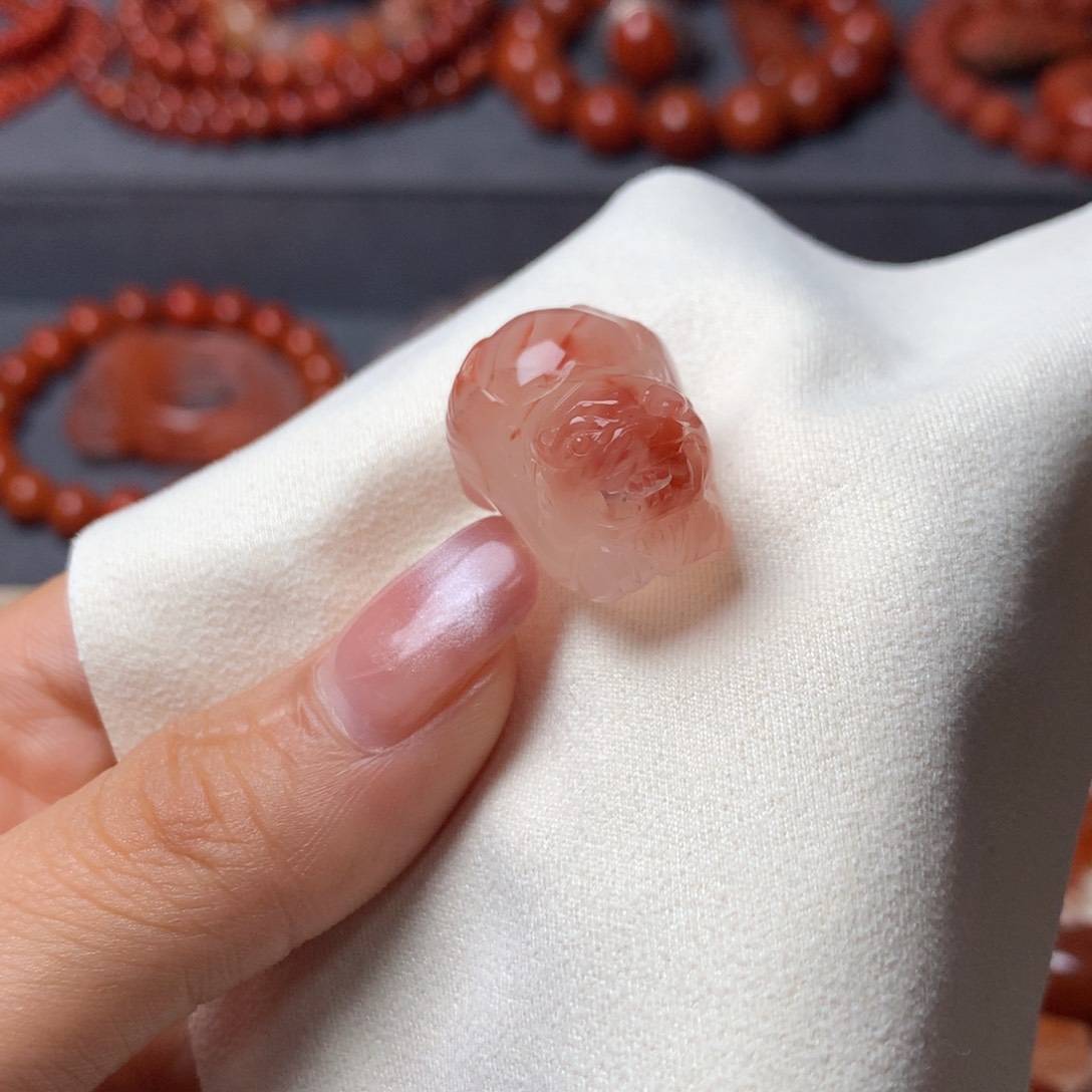 南红玛瑙未镶嵌配饰