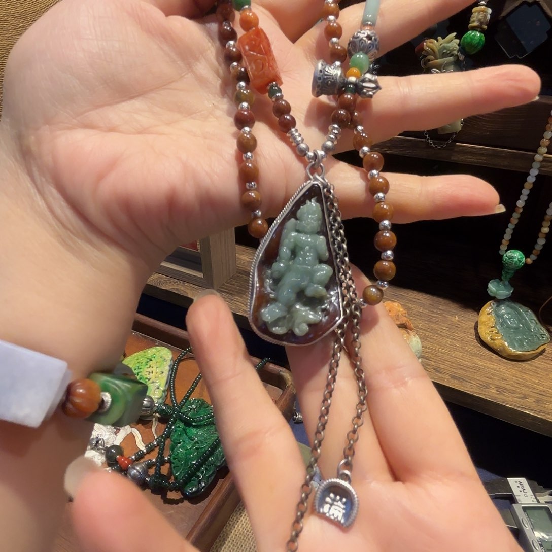 翡翠颈饰未镶嵌原创