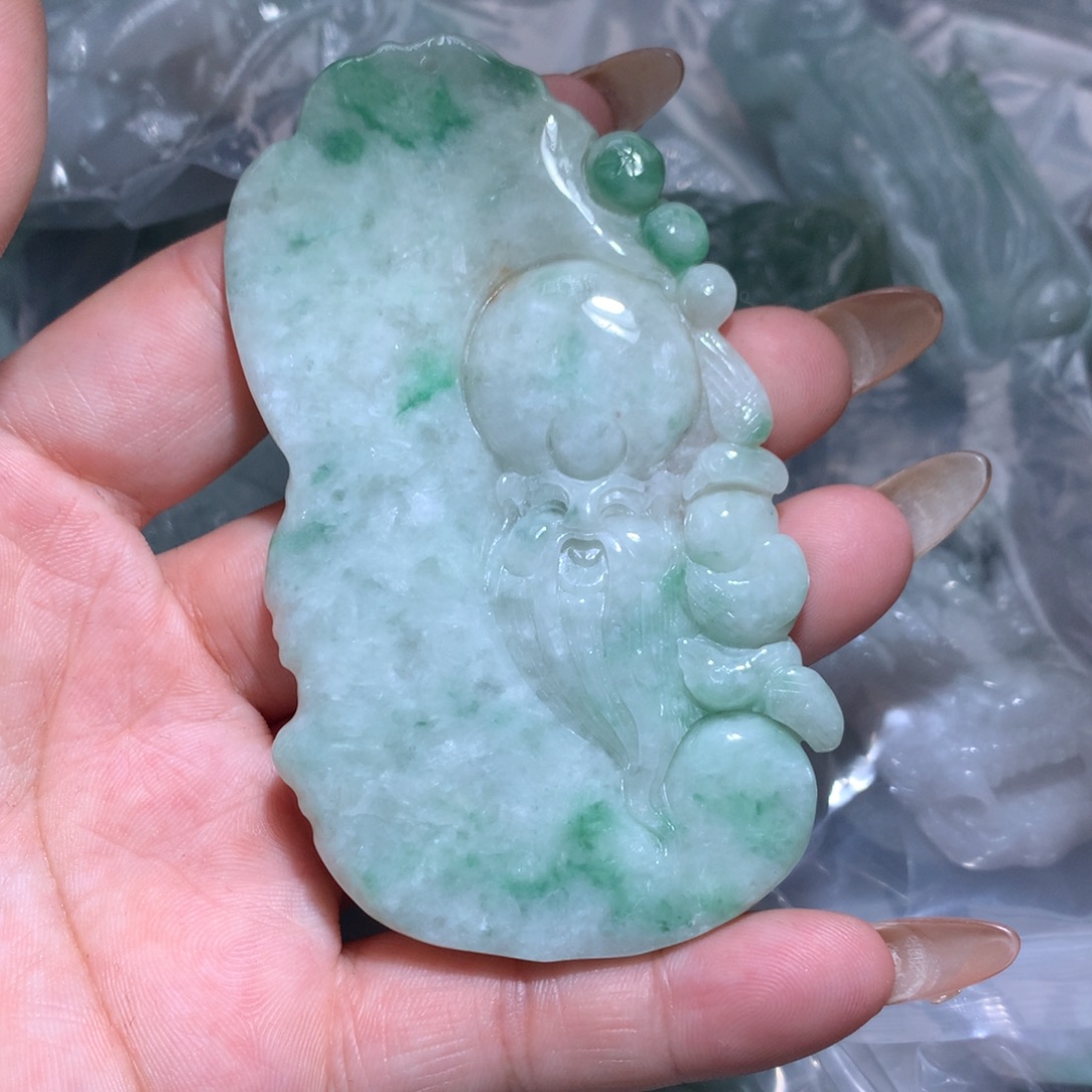 翡翠未镶嵌颈饰保真天然A货翡翠