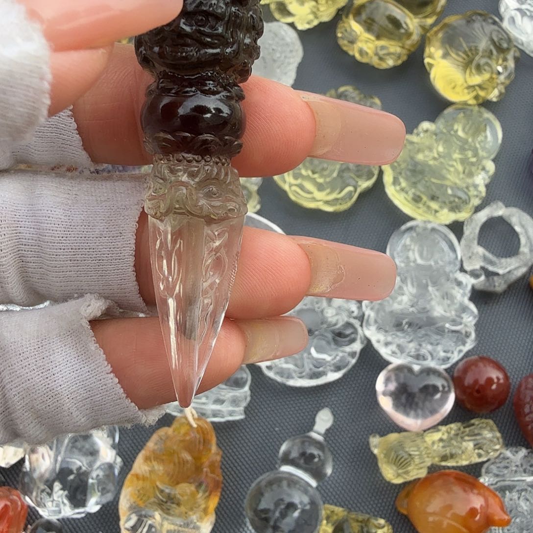 小***)车挂未镶嵌水晶水晶