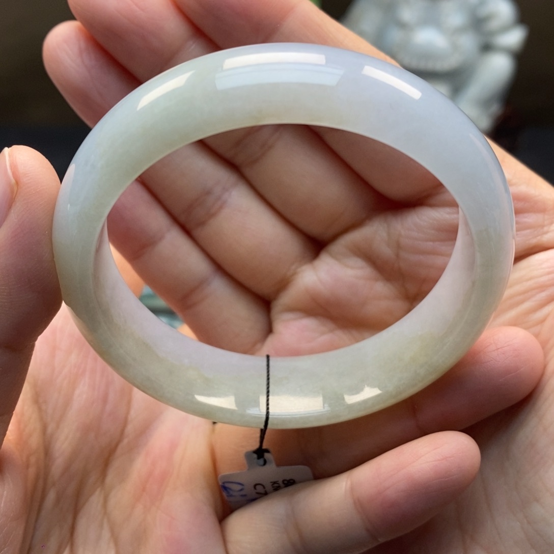 翡翠手镯未镶嵌天然