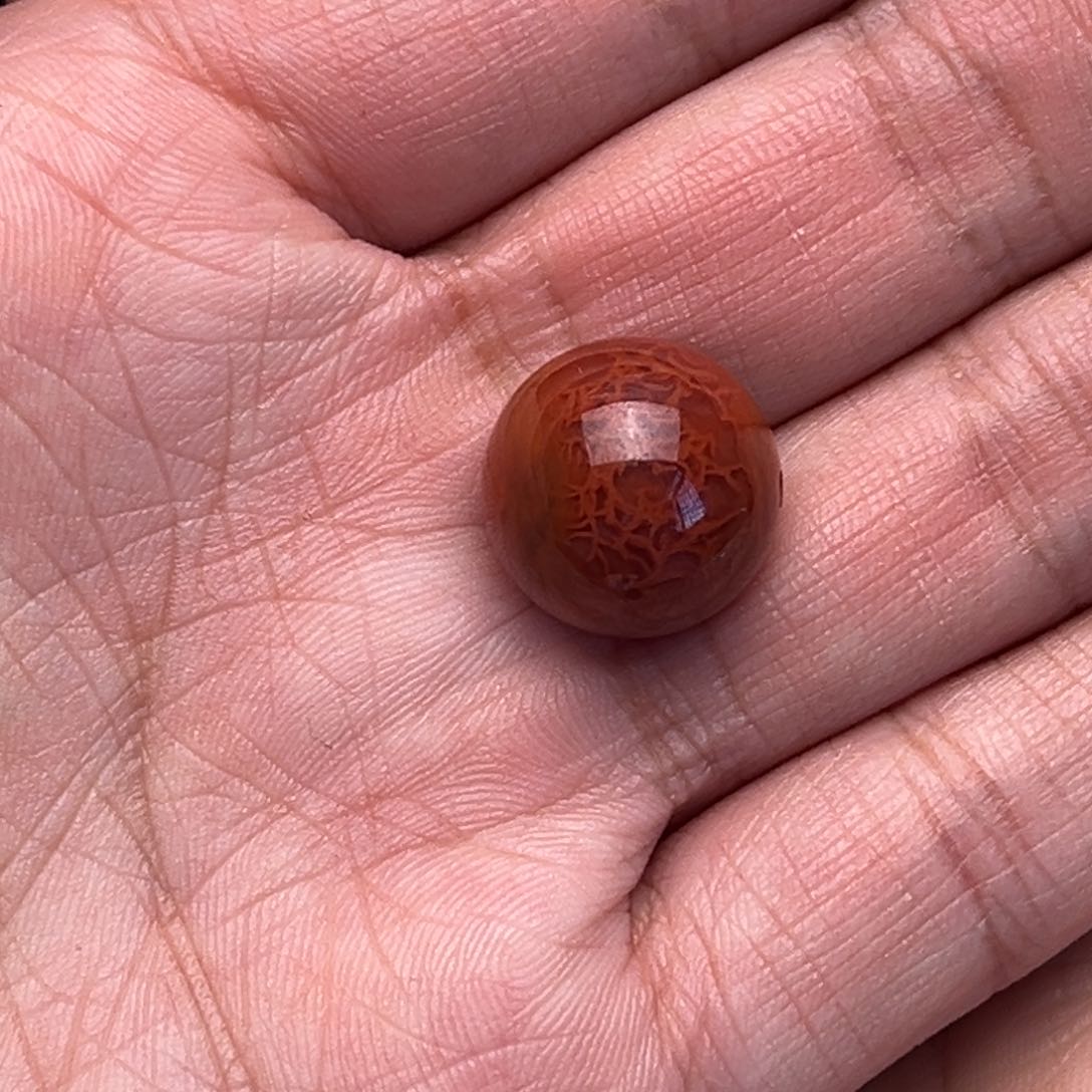 南红玛瑙圆珠未镶嵌?*雨