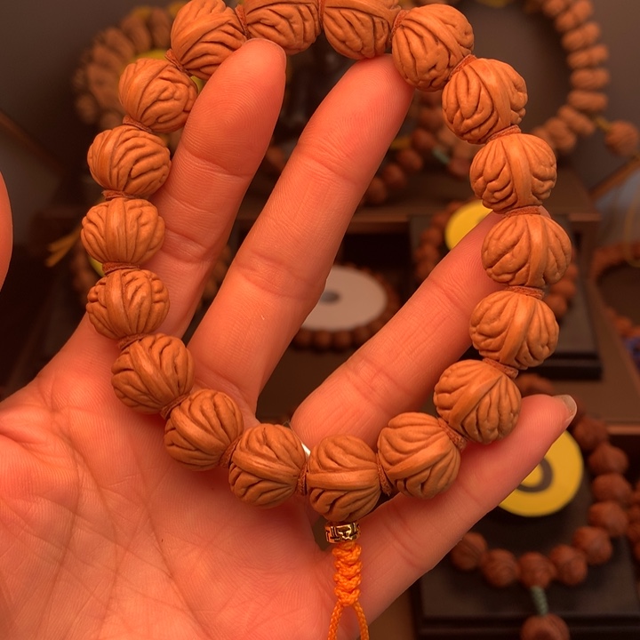 桃核吊坠祥云手串16