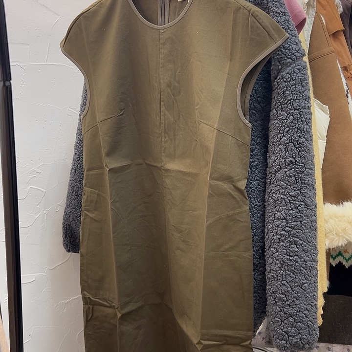 挂脖款深圳南油 咖色连衣裙M